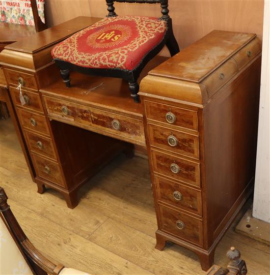 An Edwardian pedestal sideboard W.122cm